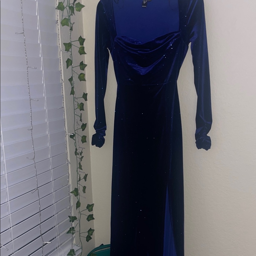 Windsor Royal Blue Velvet Long Sleeve Dress